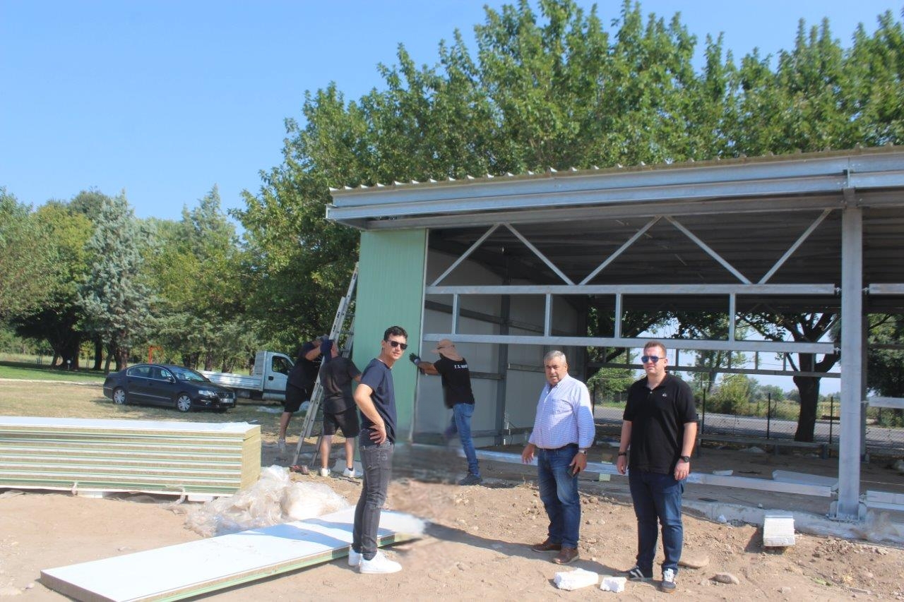 ΦΩΤΟΓΡΑΦΙΑ ΑΠΟΔΥΤΗΡΙΑ ΣΚΑΜΝΙΕΣ